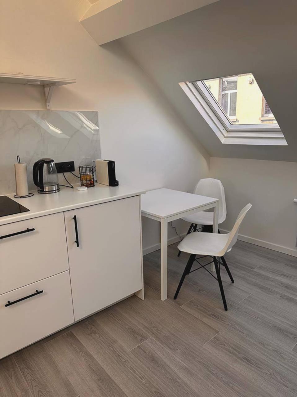 Skyroof A Ixelles - Viaduc Appartement *
