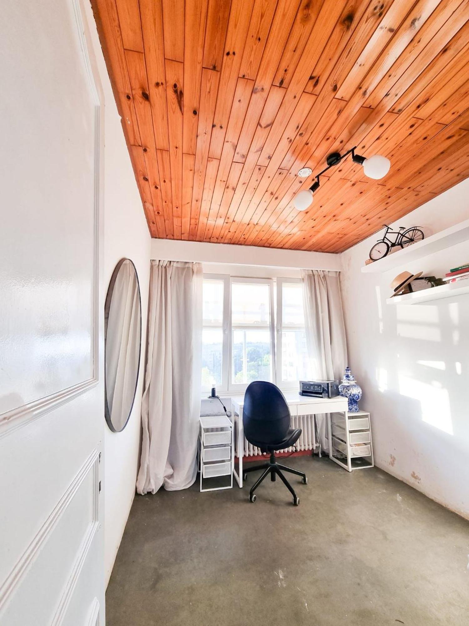 Furnished - Bright, Modern In Brussels, 15 Minutes Walk From The Atomium *