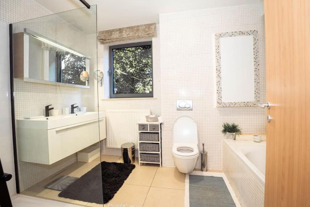 Apartment Tres Lumineux De 120m2