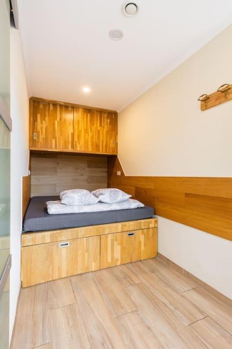 Apartment Cosy Full Equipped Flat Brussels