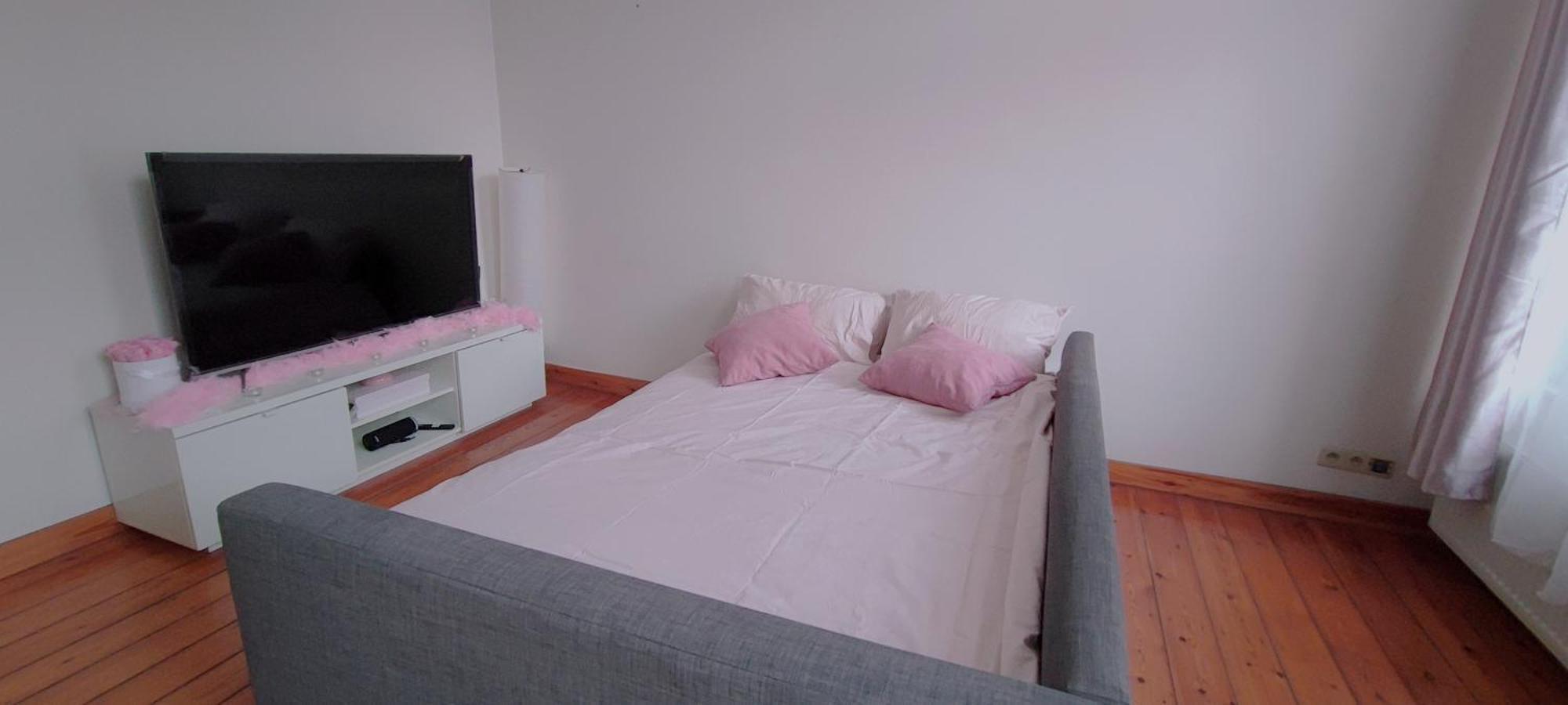 Private Center Homestay *