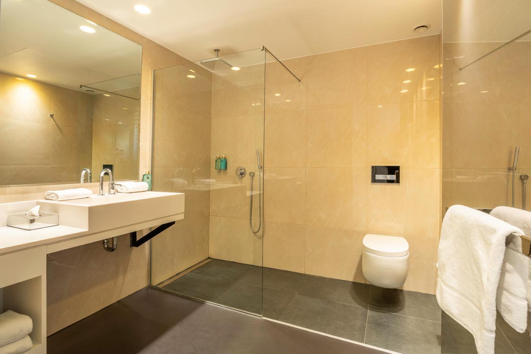 B-aparthotel Regent