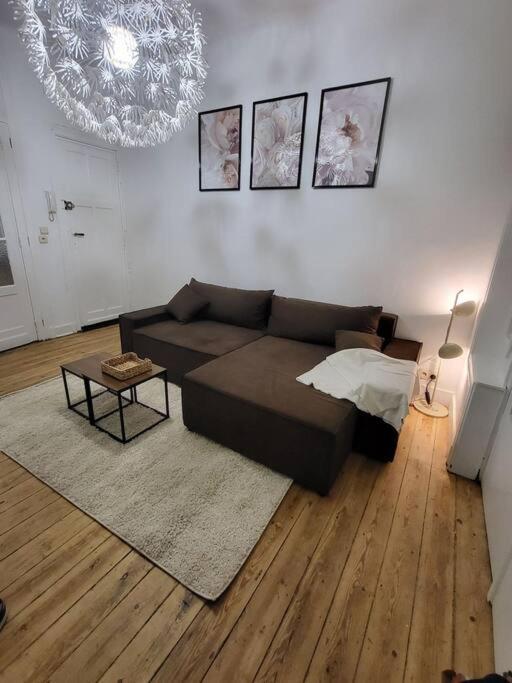 Style Haussmannien 1 Bedroom Appartement *