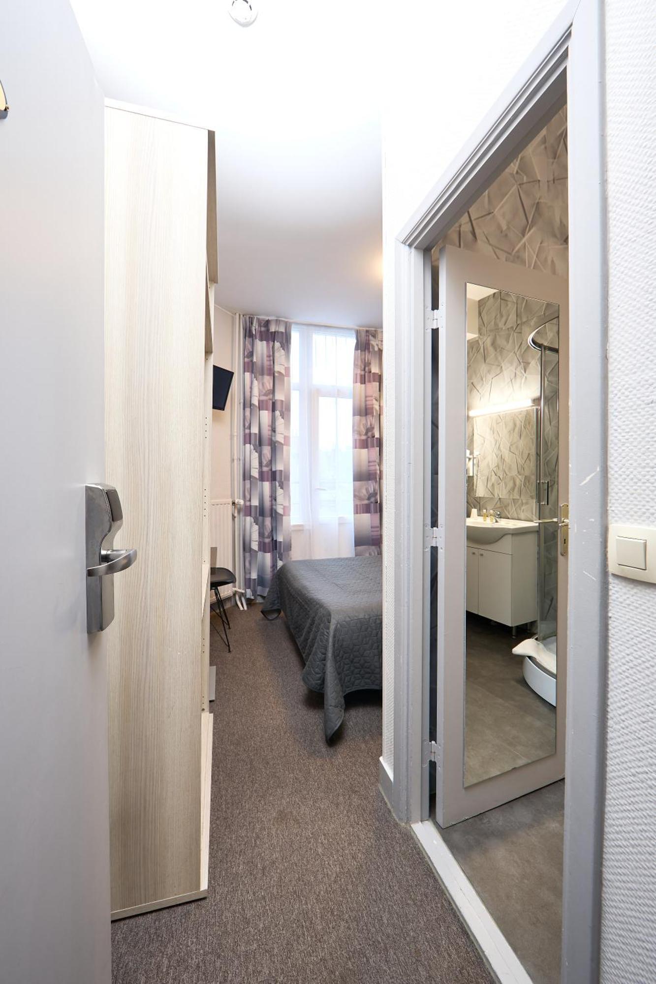Hotel Derby 2*