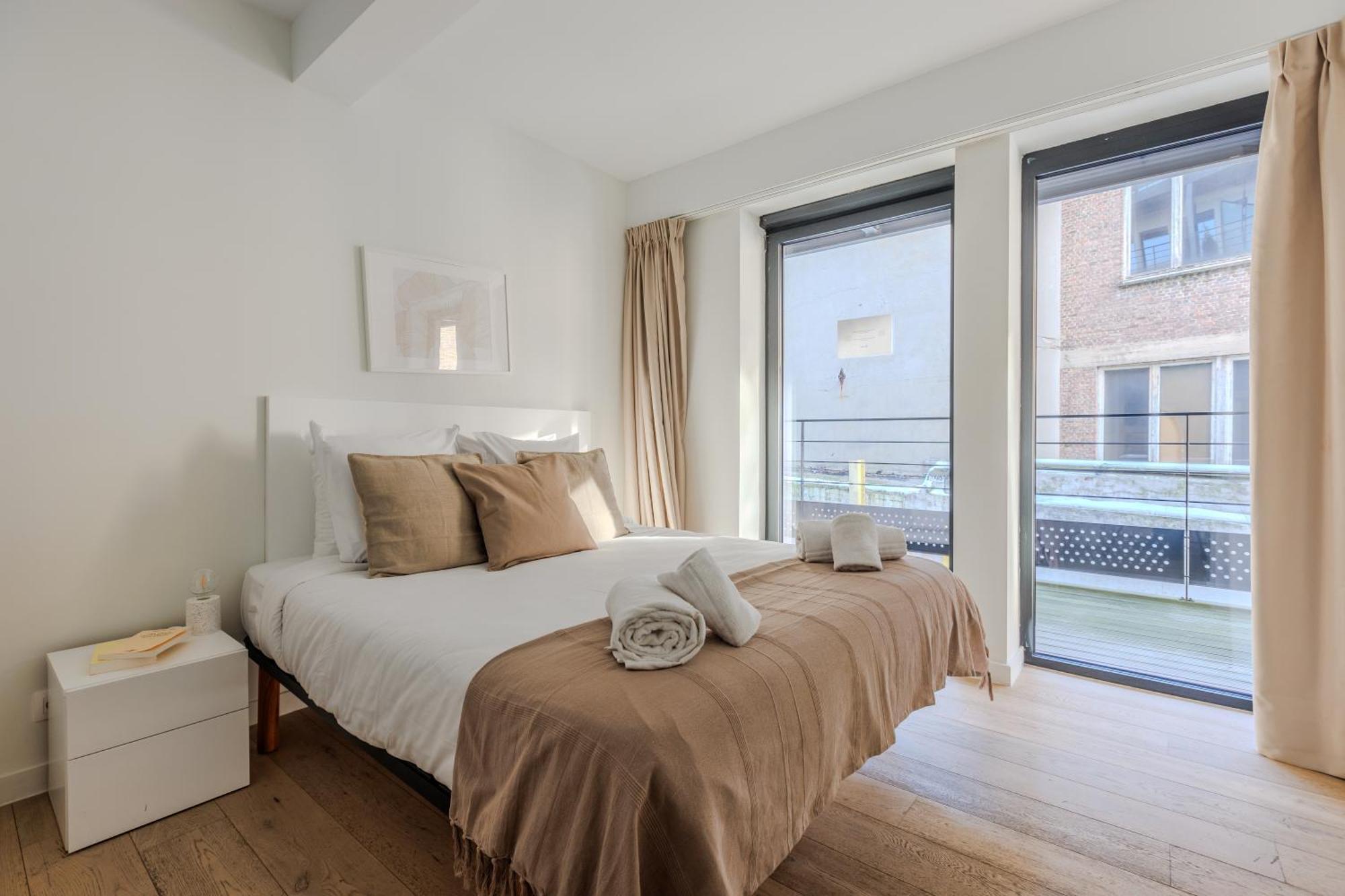 Sweett - Stassart Apartment