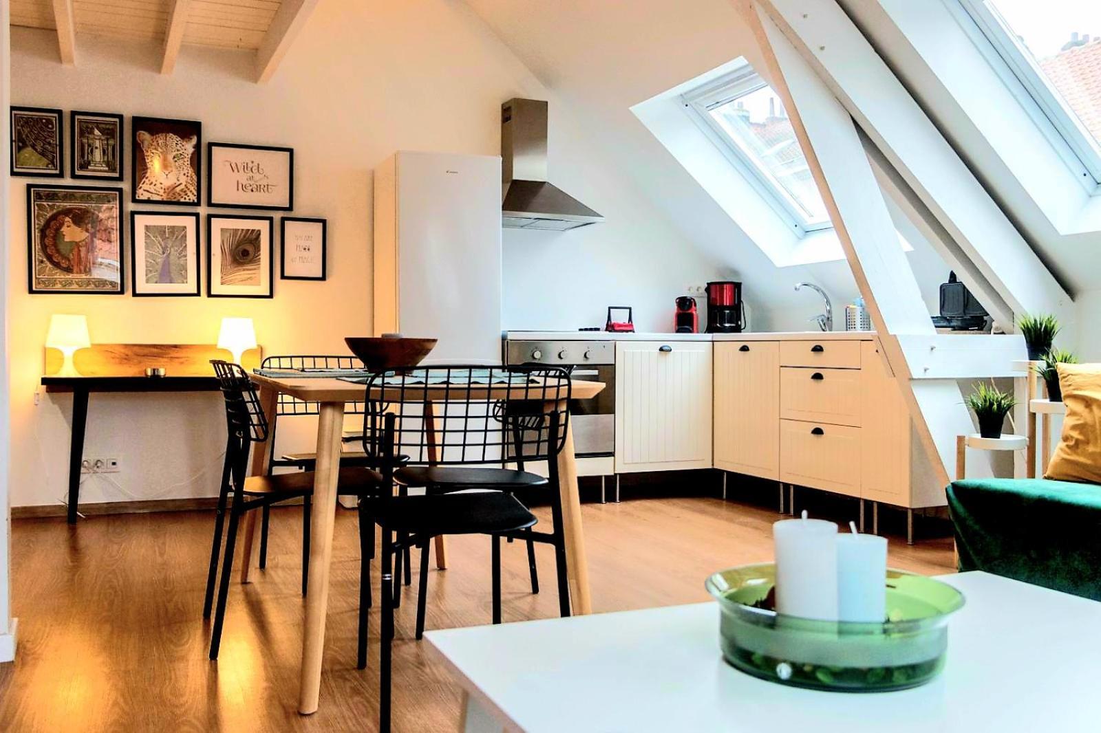 Quartier Louise Apartment *
