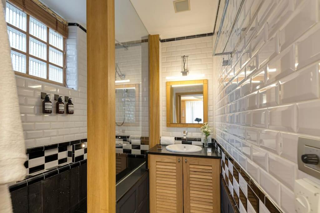 Appartement Luxury: 3br, Prime Location *