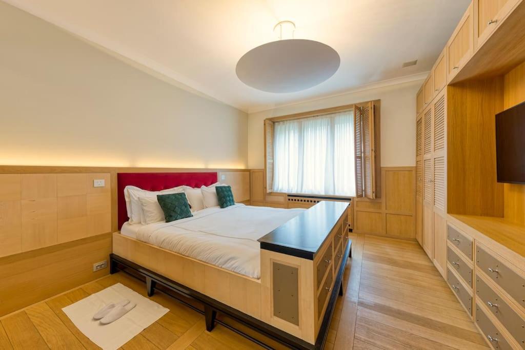 Appartement Luxury: 3br, Prime Location