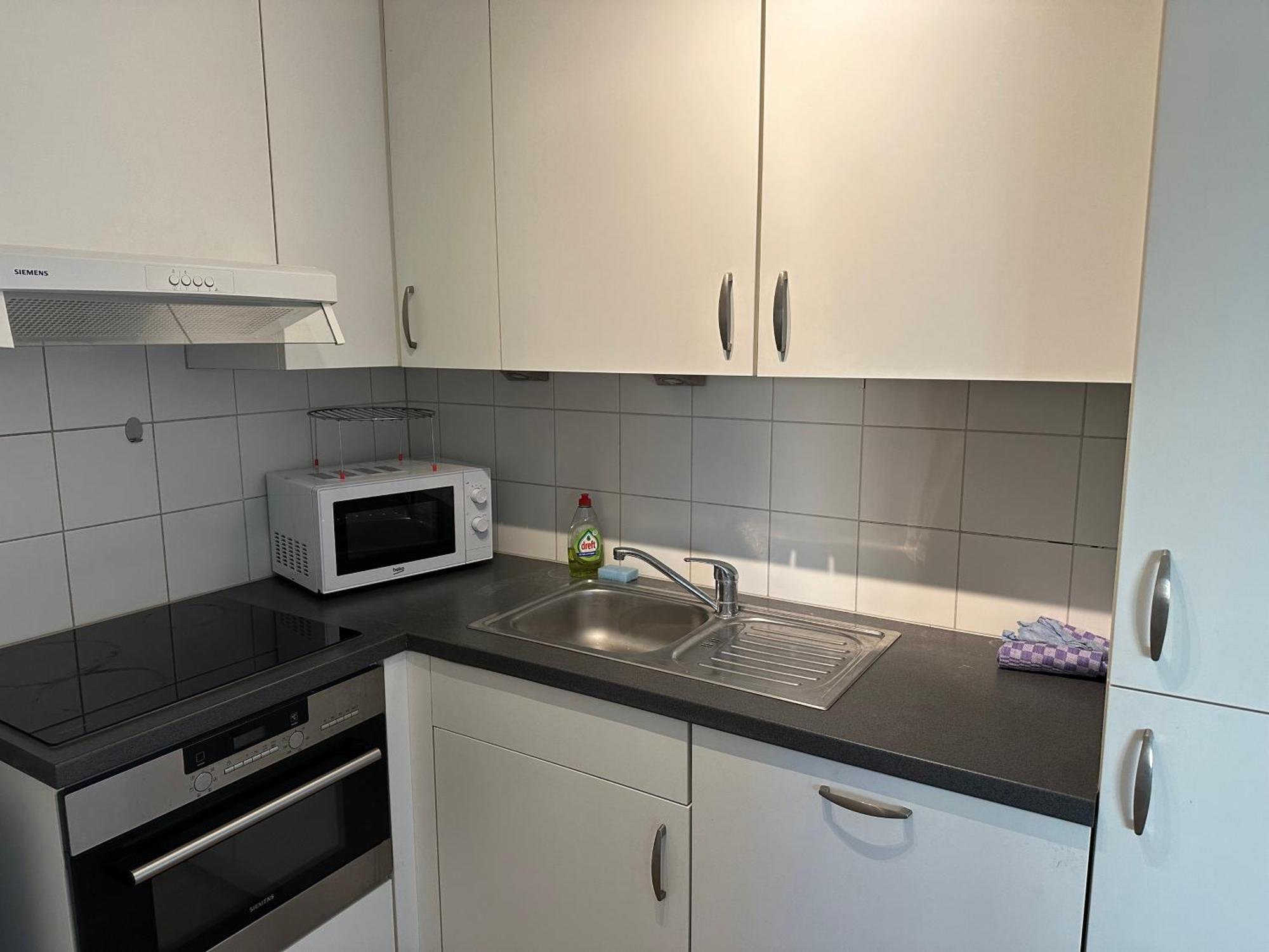 2 Bedroom In Center With Balcony Apartment