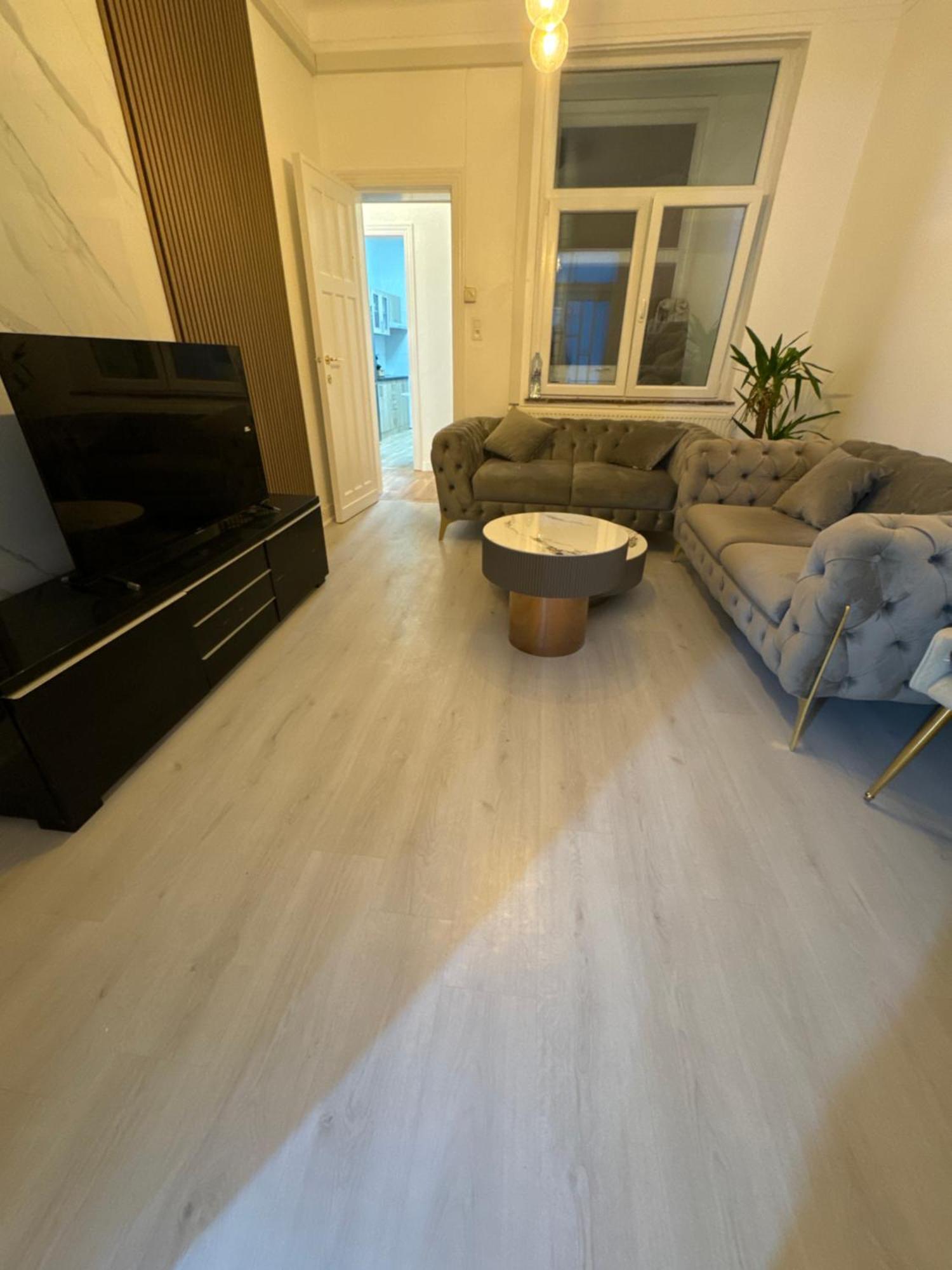 2 Luxueuse A Jette Appartamento
