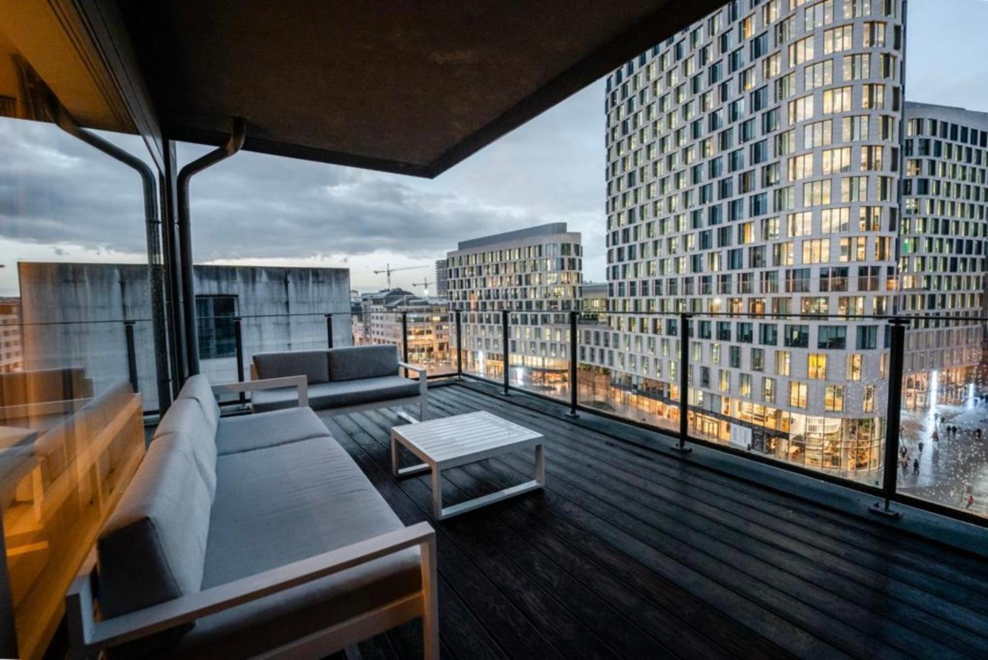 With Stunning View In Center