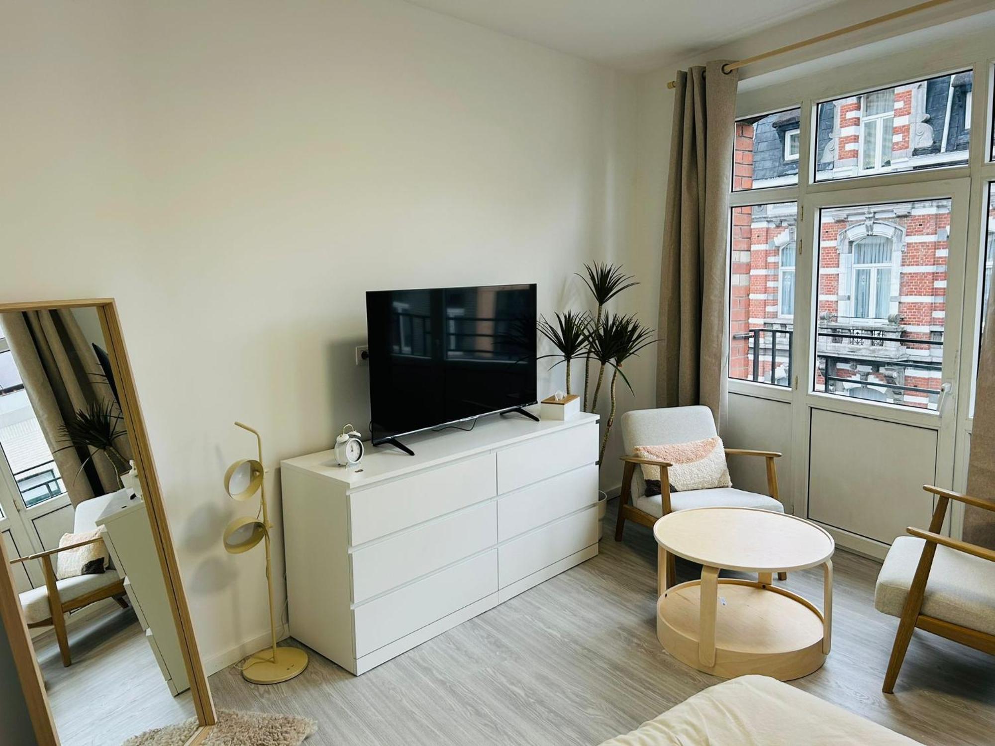 Immeuble Au Coeur De : Vivez L'experience Unique De La Rue Verbist Apartment Brüssel