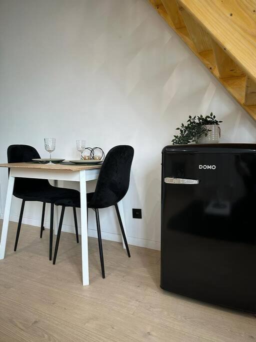 Magnifique Duplex Situe A Forest-bruxelles. * Bruxelles