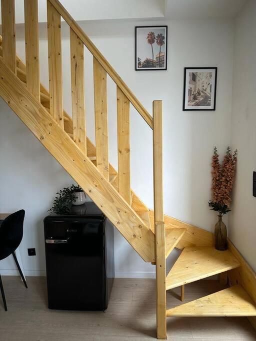 Appartement Magnifique Duplex Situe A Forest-bruxelles. Bruxelles