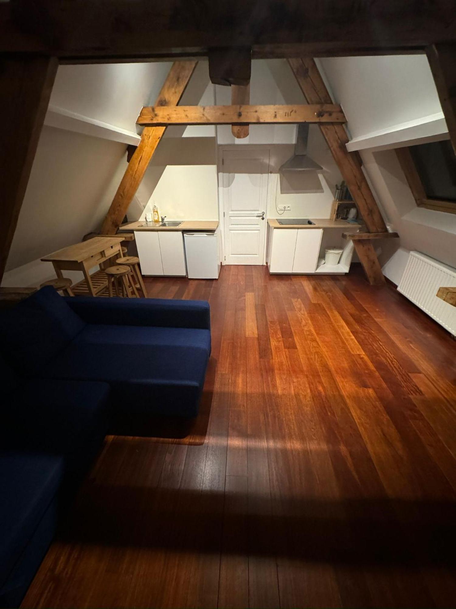 Elegant Grand Place Apartment *