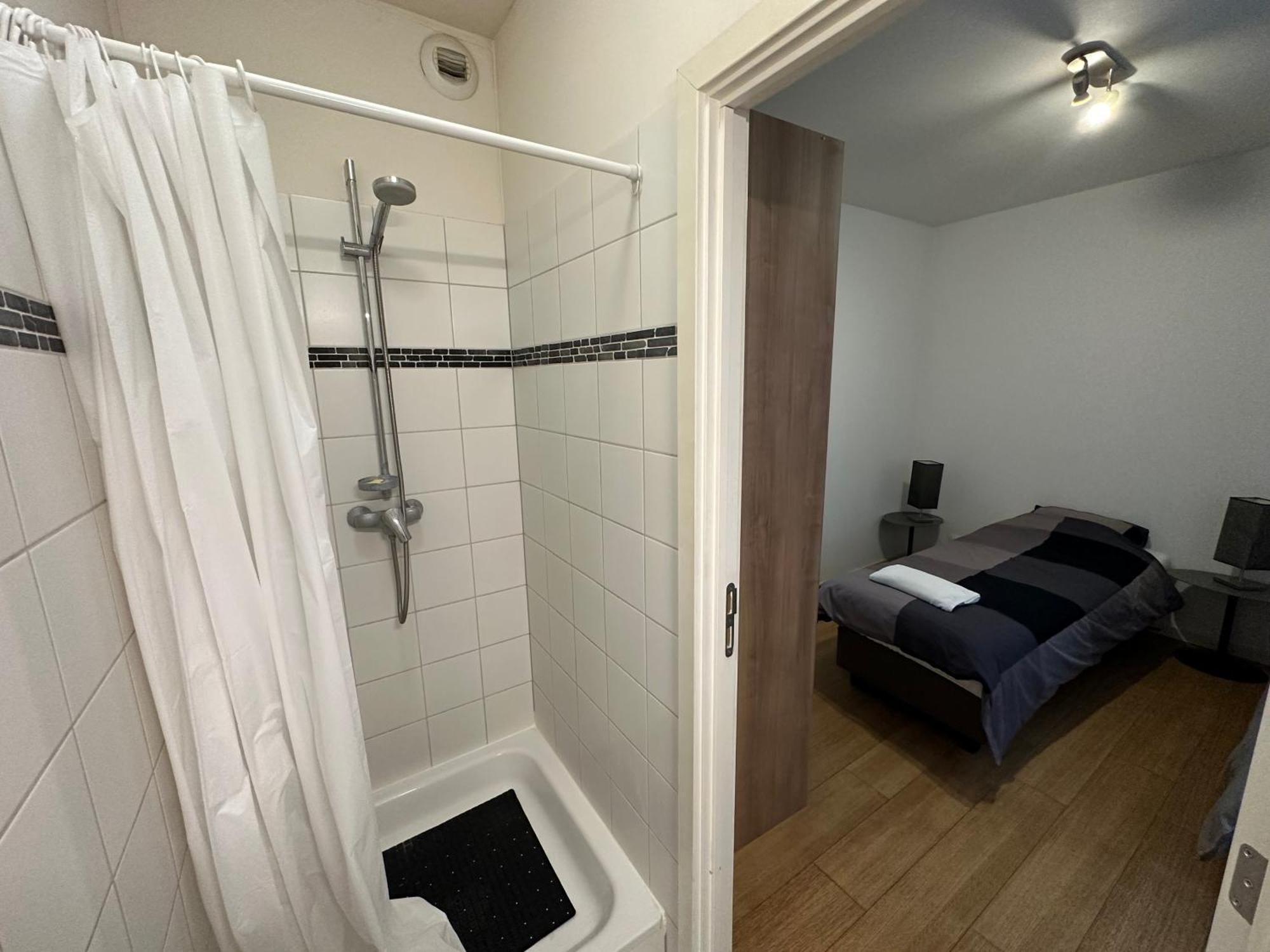 3 Bedroom In Center With Balcony View * Brussels