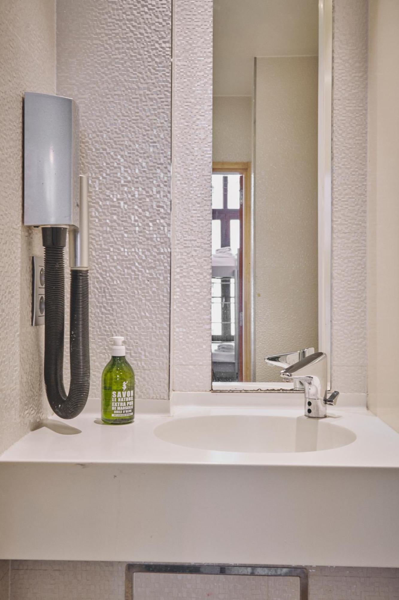 Hostel 2go4 Quality Grand Place Brüssel