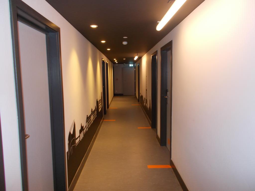 Brxxl 5 Centre Auberge de jeunesse *