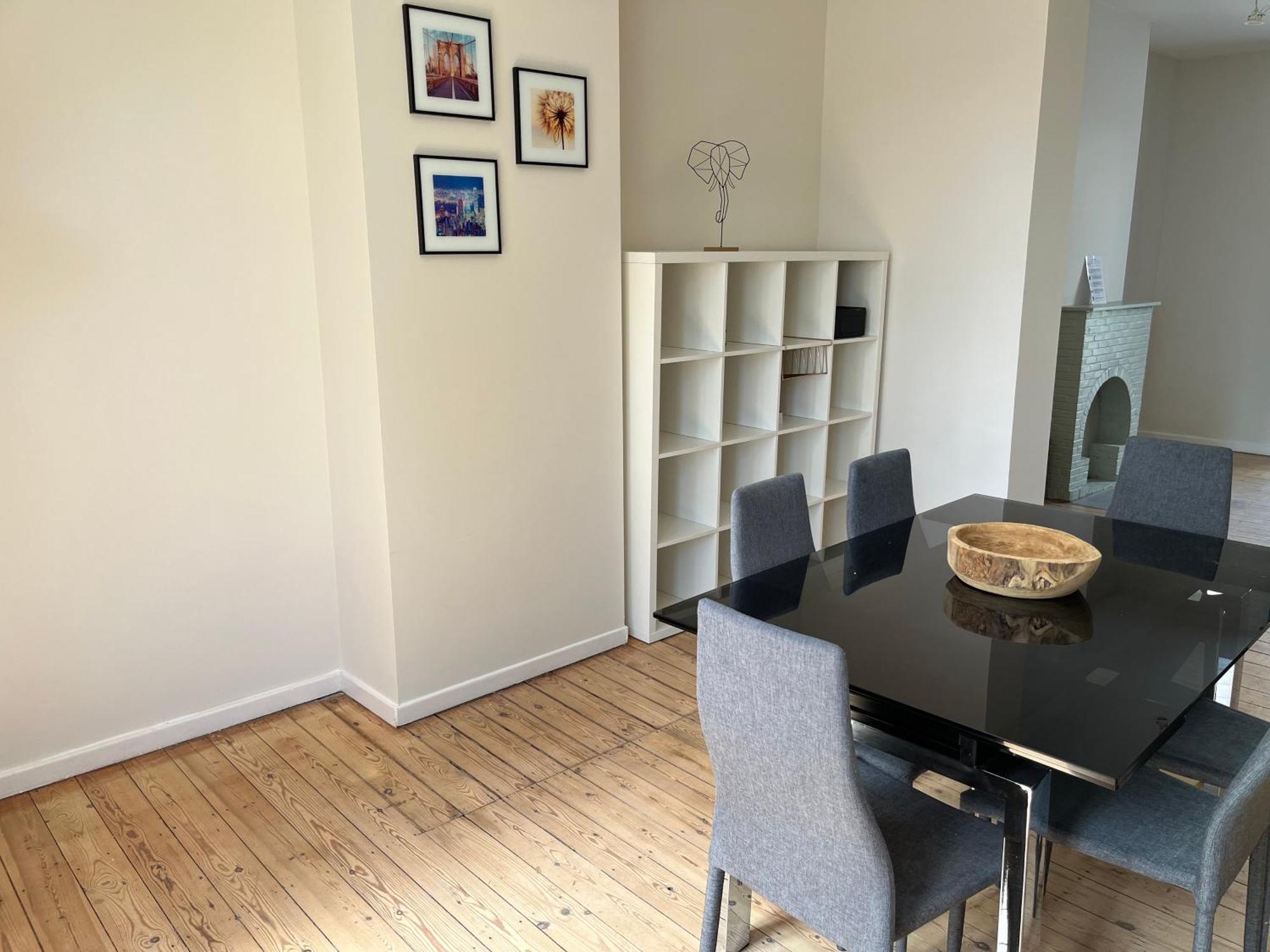 Uccle Chic Flat Appartamento *