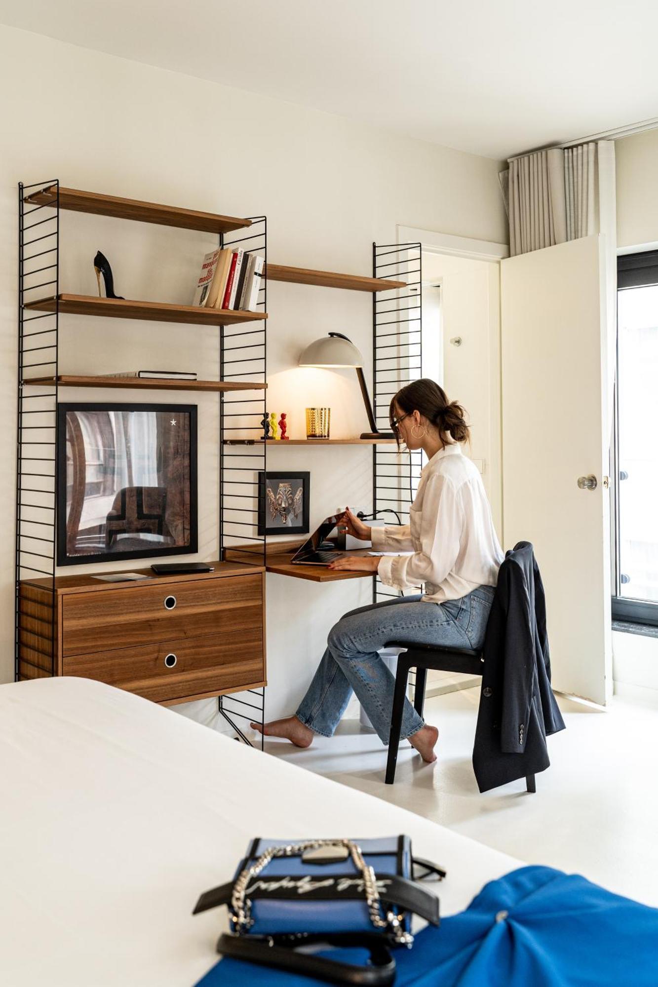 9hotel Sablon Hotel 4*