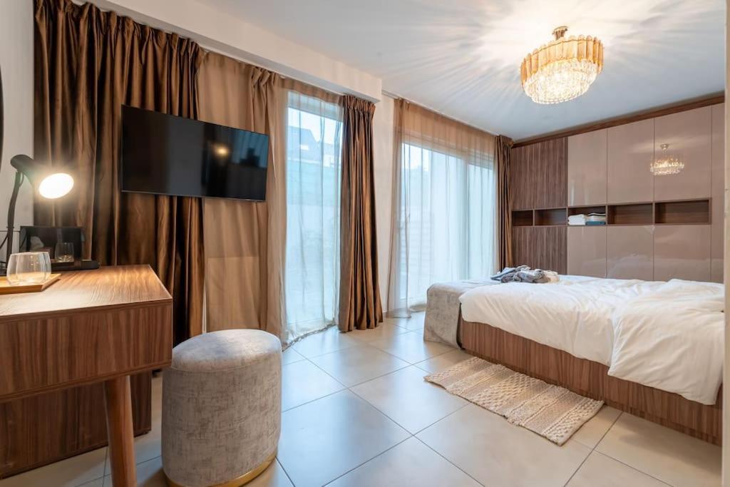 Luxueux 5 * Brüssel