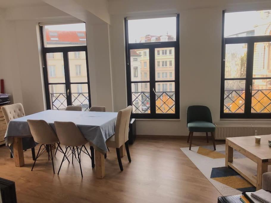 Proche Grand Place Appartement *
