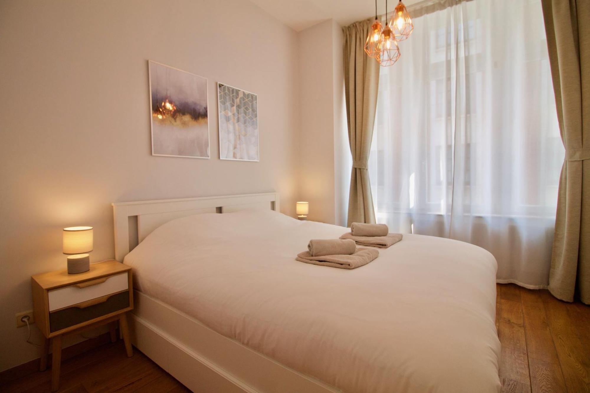 Heart Of Grand Place - Stunning 3br Triplex * Bruxelles