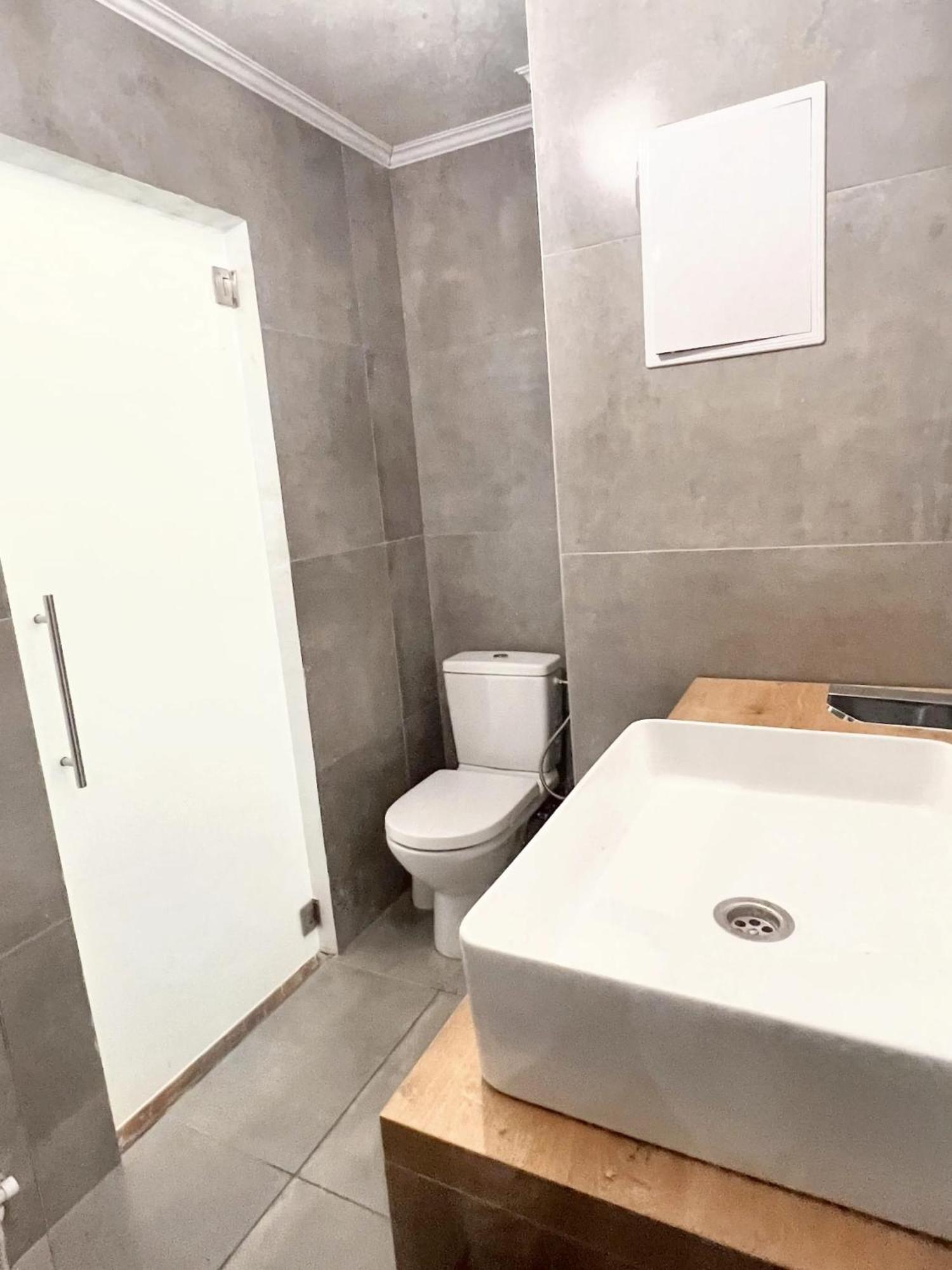 Appartement Comfortable In 35m² Terrace With Bbq Brussel