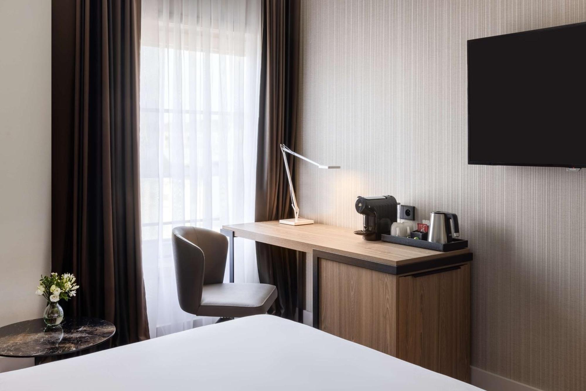 Nh Carrefour De L'europe Hotel