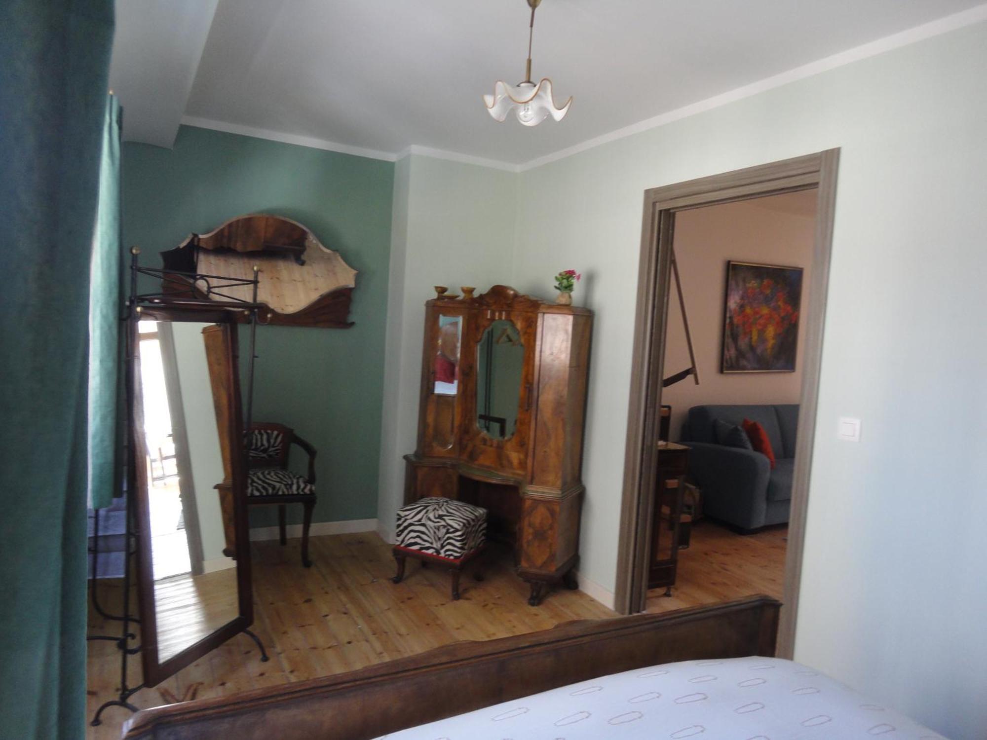 Dasos Kynthos Guest house Brussels