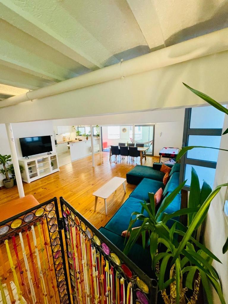 Down Town Oasis-spacious Loft With Private Parking Brüssel