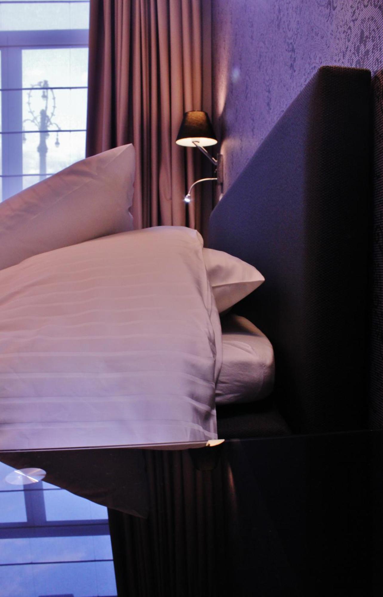 Avenue Deschanel Bed & Breakfast