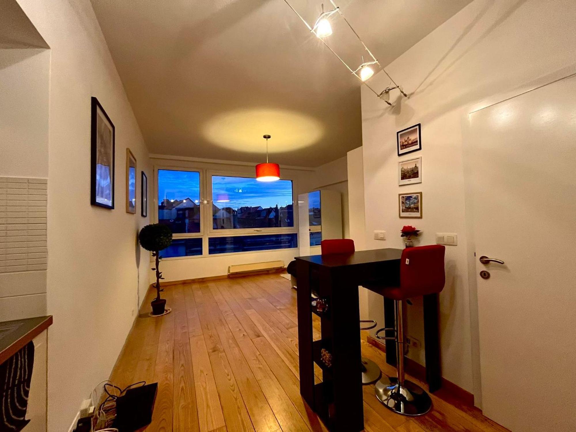 Charmant Studio - Quartier Chatelain * Brussels