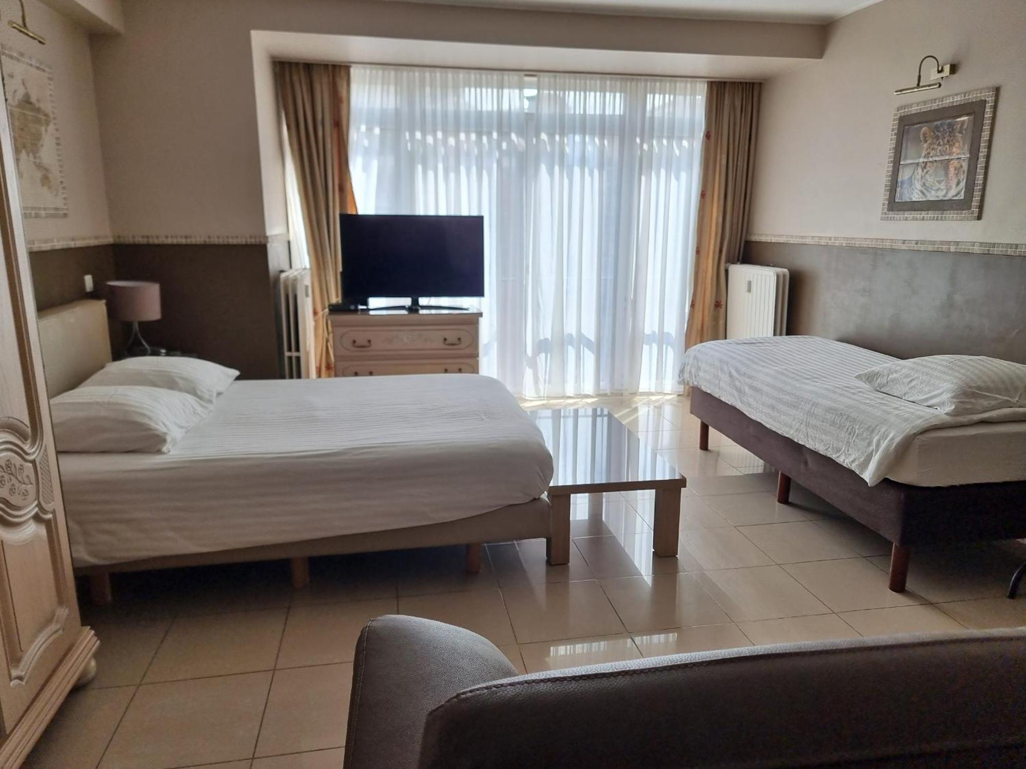 Aparthotel Bara Midi