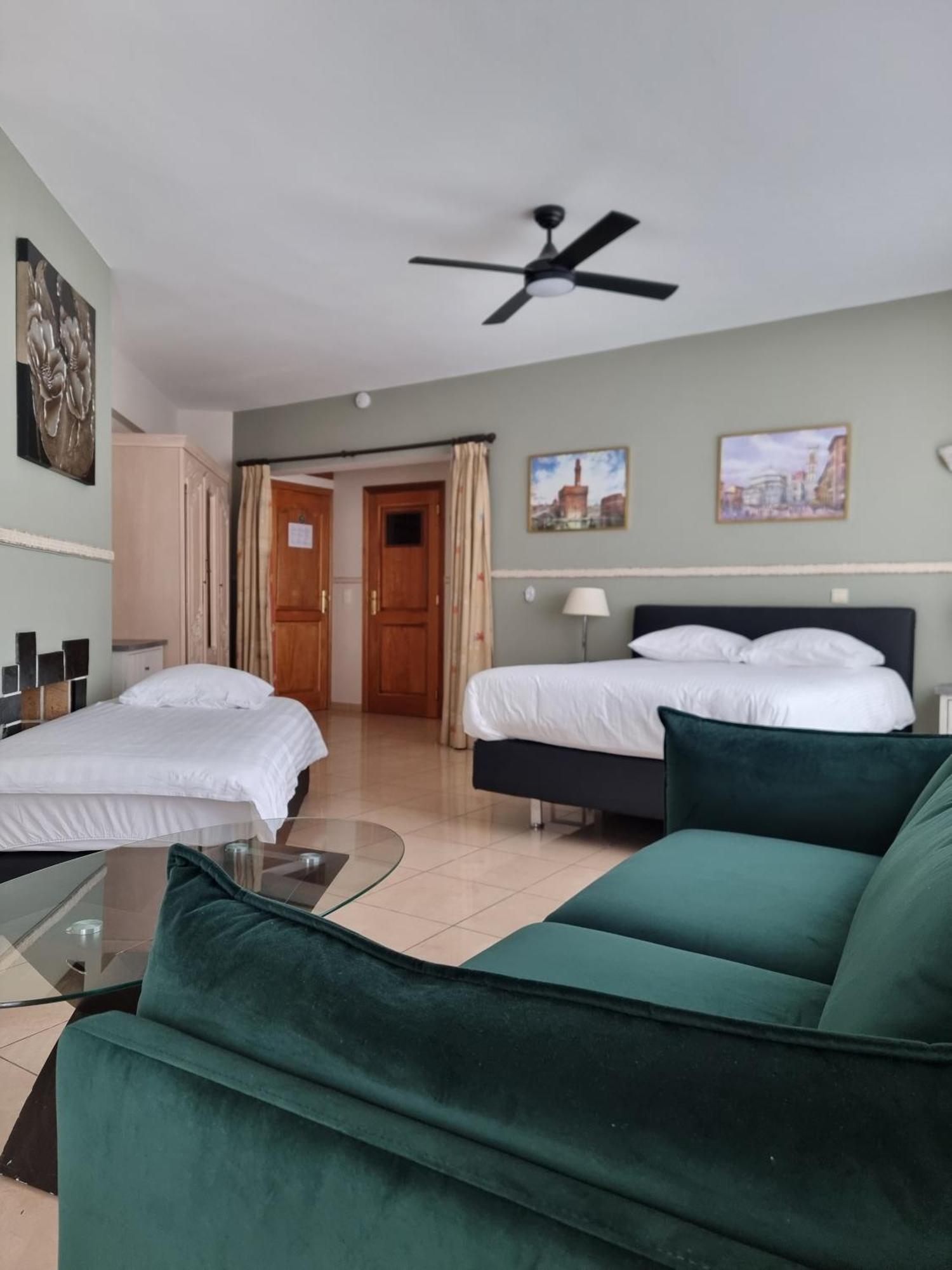 Aparthotel Bara Midi 3*