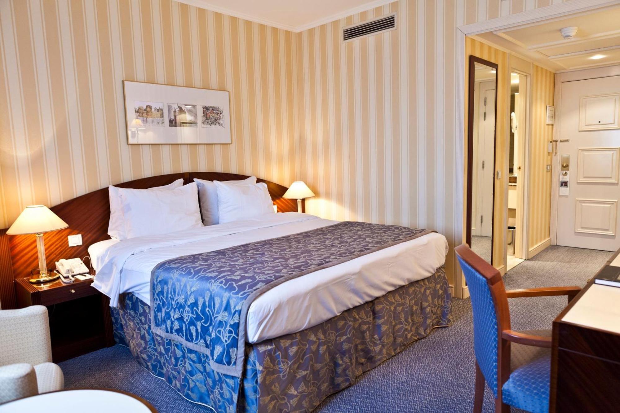 Hotel Le Chatelain 5*