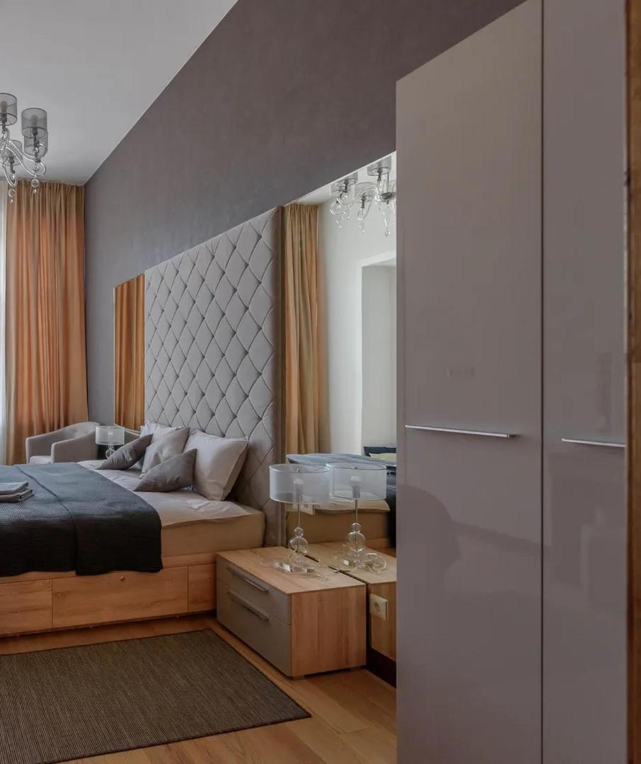 Pierres Central In Appartement *