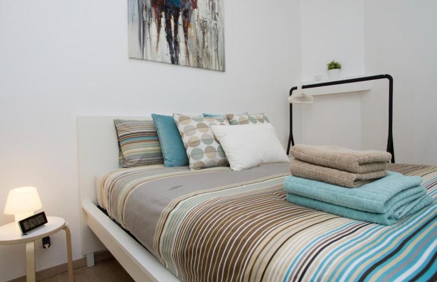 Lejlighed - Steps Grand Place - Local Vibrant Neighbourhood *