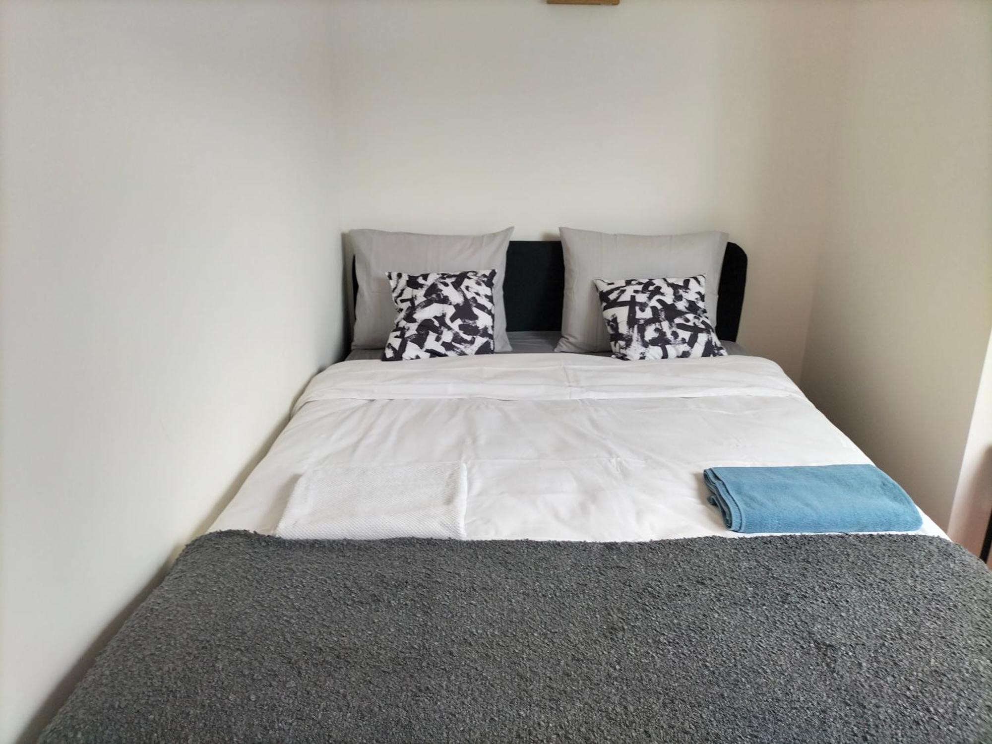 Appartamento New Cozy In Porte De Hal *
