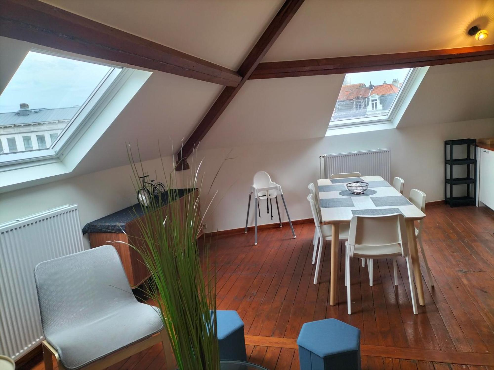 New Cozy In Porte De Hal Bruxelles
