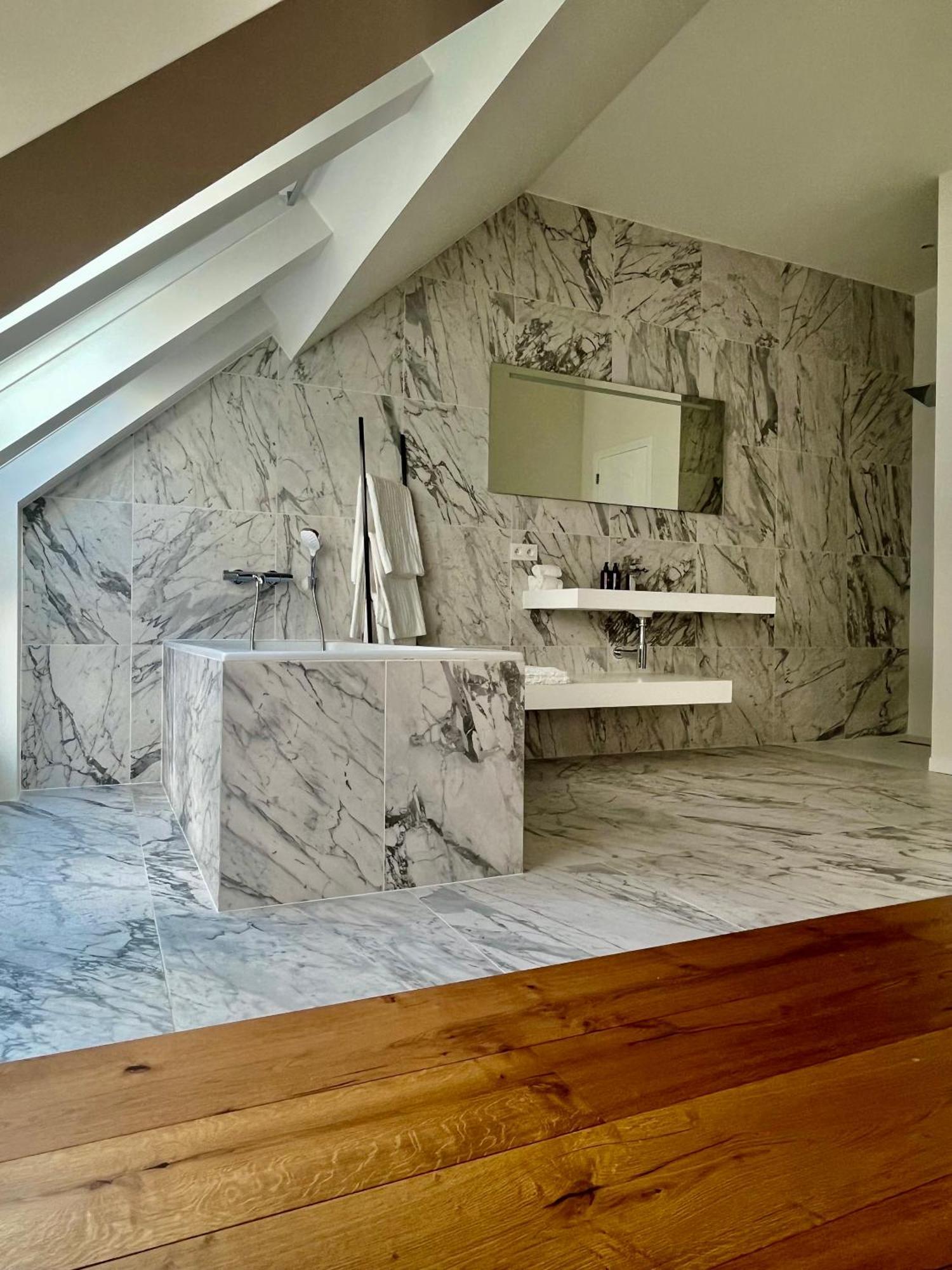Stilias 6p Center Appartement *