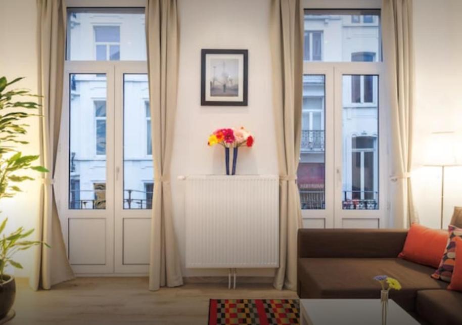 Lejlighed - Steps Grand Place - Local Vibrant Neighbourhood *