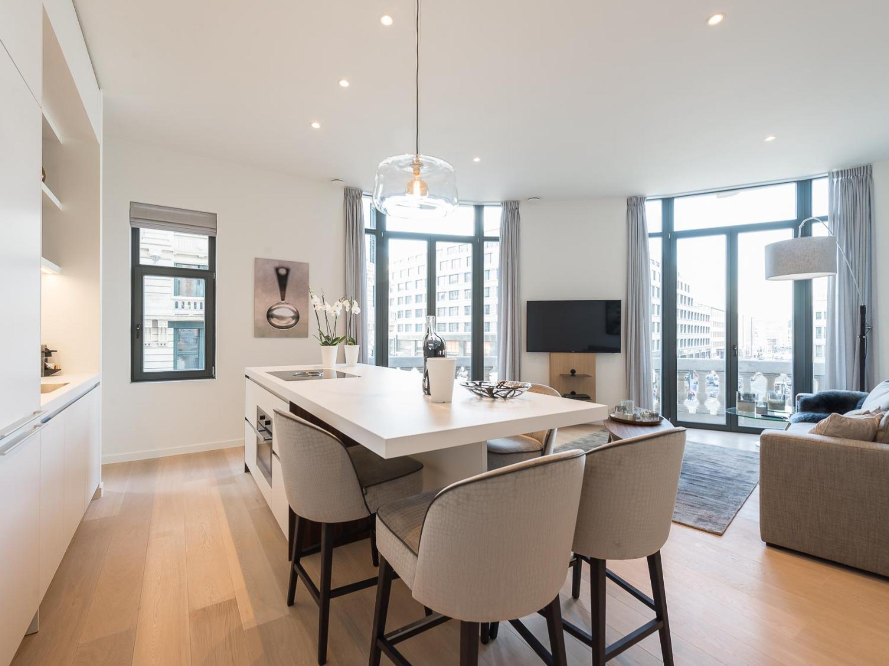 Modern 1br - 90 Sqm