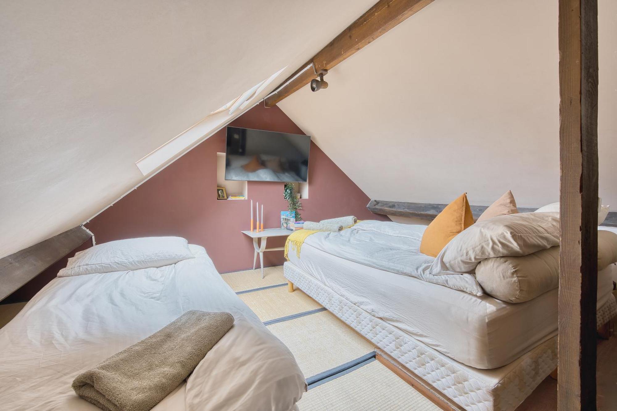 Bed & Breakfast Comenstay