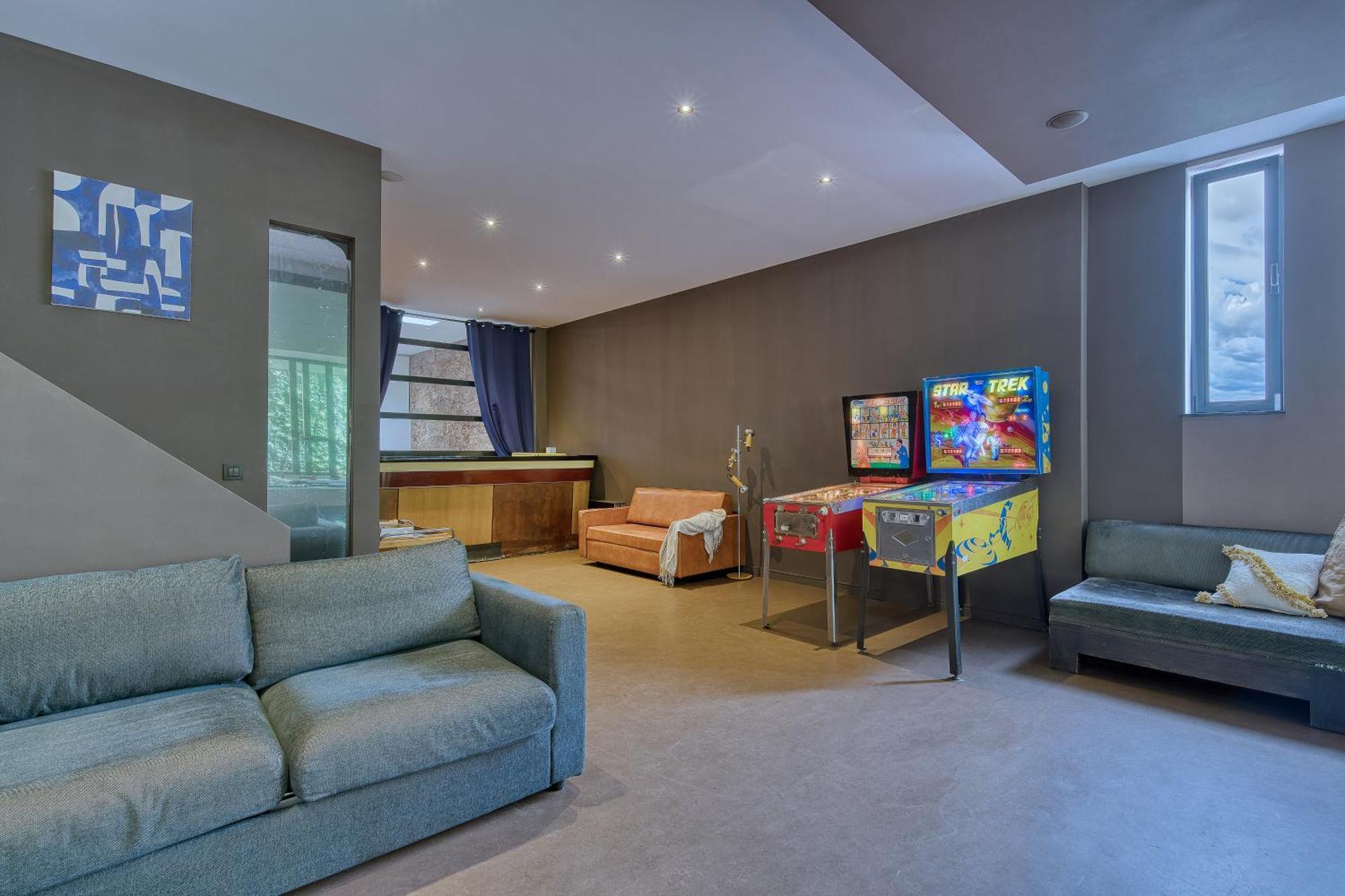 Comenstay Bed & Breakfast