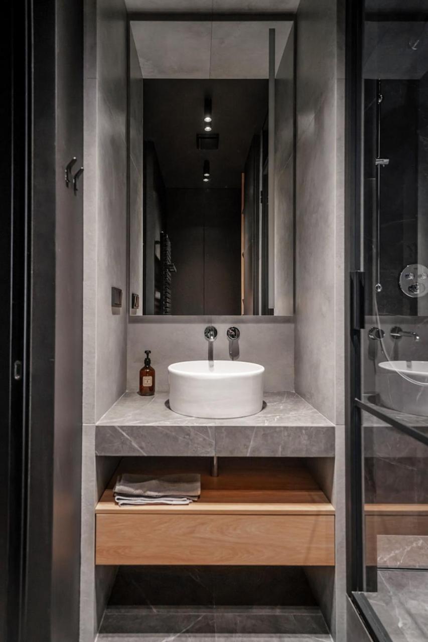 Apartment Designed Free Parking & Wifi