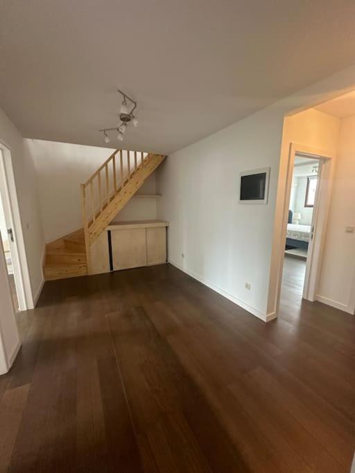 Welcome To Our Beautiful Triplex ! Appartement *