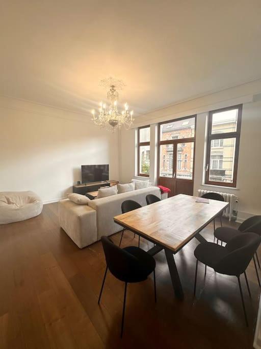 Appartement Welcome To Our Beautiful Triplex ! Bruxelles