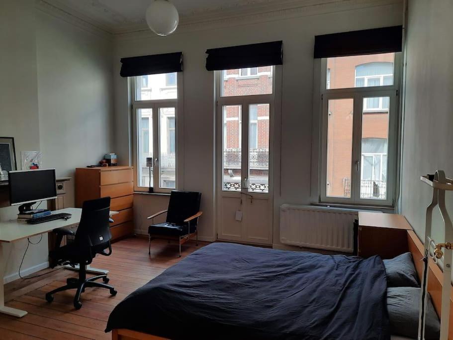 Apartment Charming House With Garden Brüssel