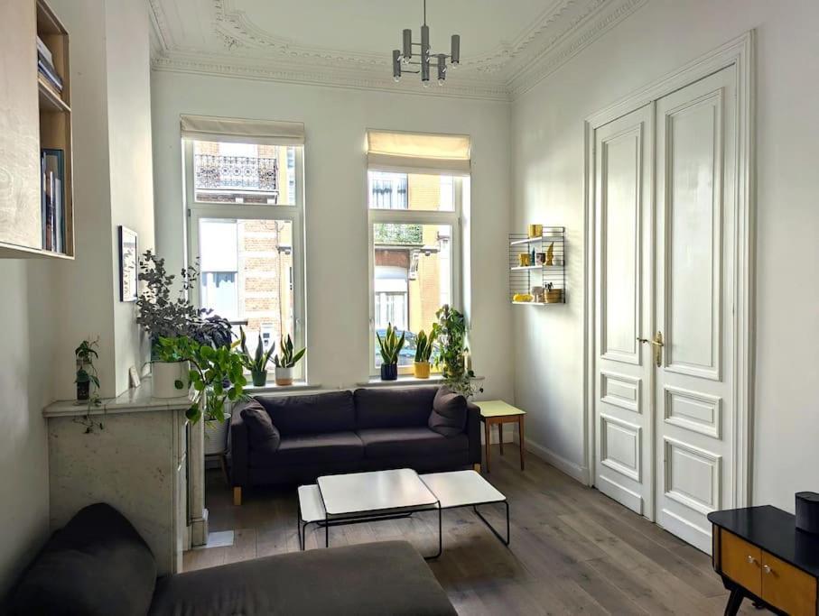 Apartment Charming House With Garden Brüssel